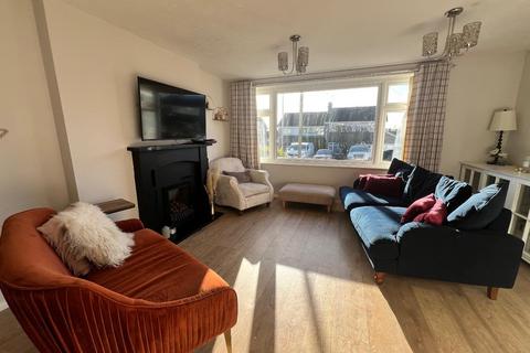 7 Balfour Drive, Rothwell, Kettering, NN14 6DP