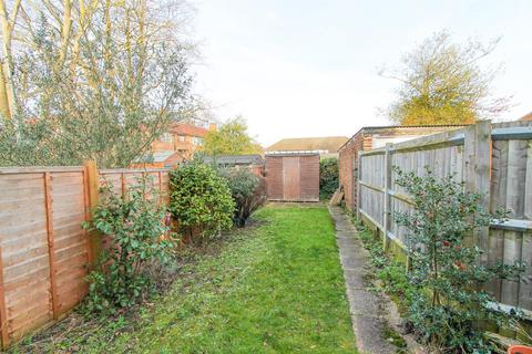 31 Lavender Close, Carshalton, SM5 3EH
