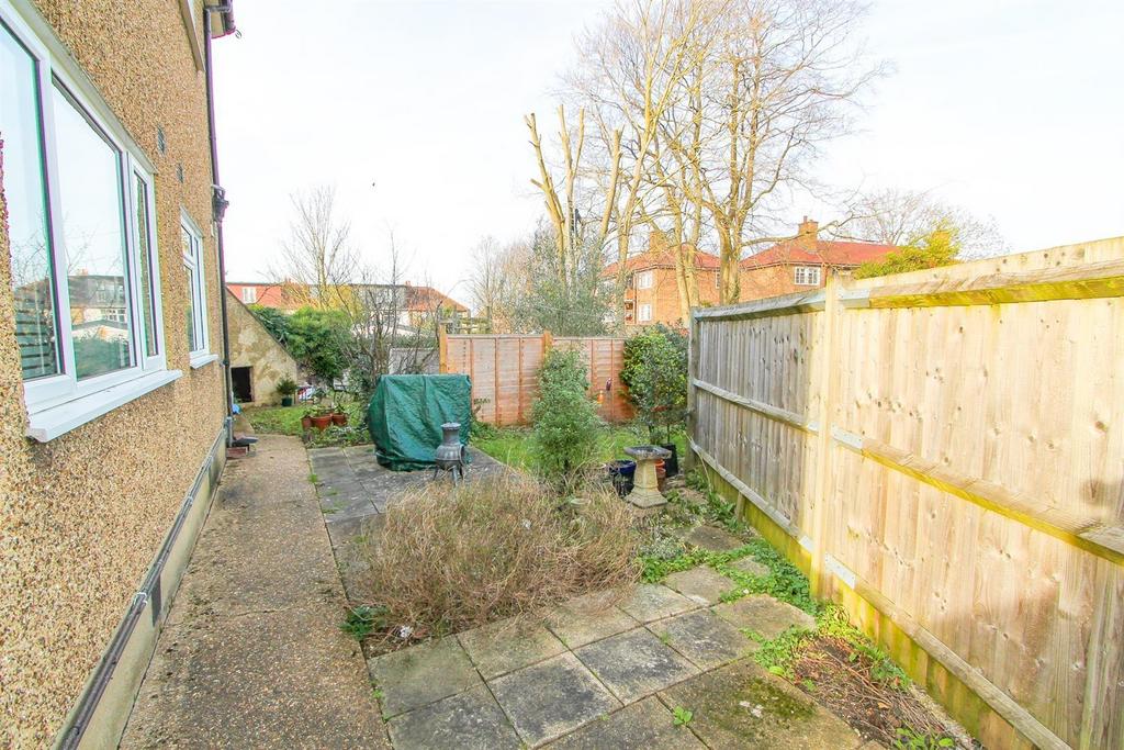 Garden1.jpg