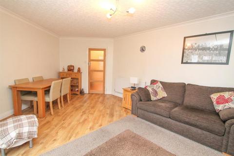 31 Lavender Close, Carshalton, SM5 3EH