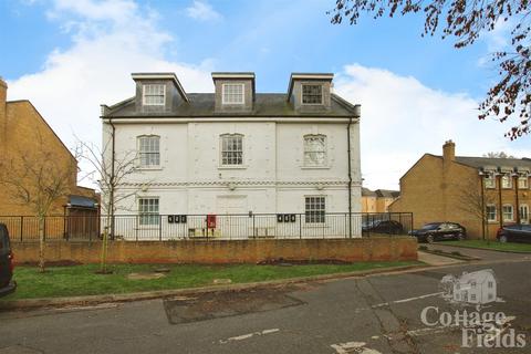 2 bedroom apartment for sale, Regent Court, Enfield, EN3 - Stunning Ground Floor Flat