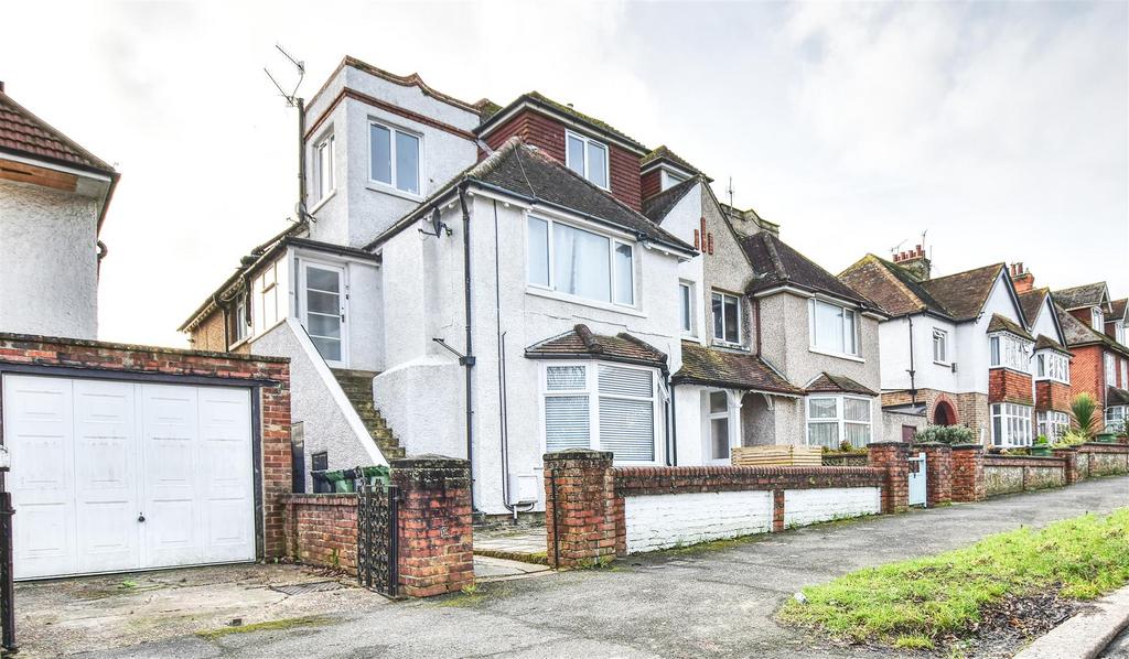 Collington Avenue, BexhillOnSea 1 bed flat for sale £154,000