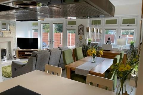 21 Moor Meadow Road, Sutton Coldfield, B75 6BU