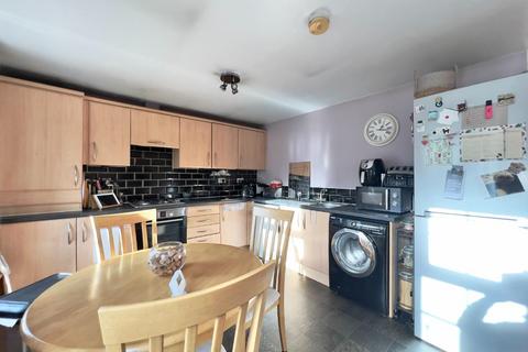 2 bedroom apartment for sale, Barberry Court, Barnsley