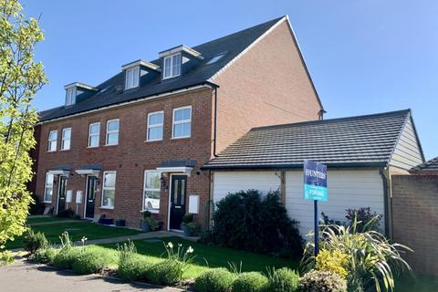 4 bedroom townhouse for sale, HYTHE
