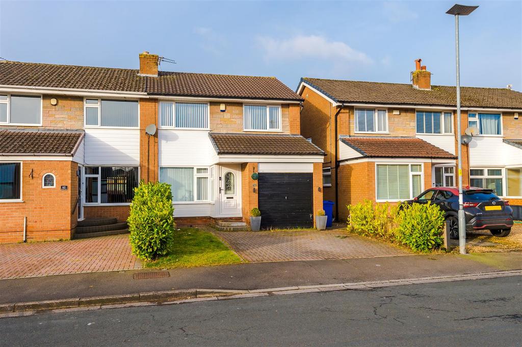 Ullswater Road, Astley, Tyldesley 3 bed semidetached house for sale