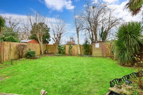 14 Haredale Close, Rochester, ME1 2DN