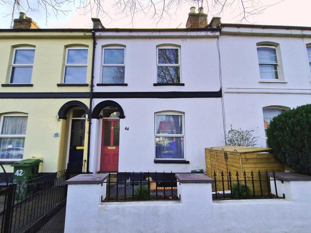 Gloucester Road, Cheltenham... 2 bed house for sale £320,000