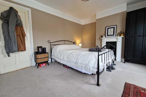 44 Gloucester Road, Cheltenham, GL51 8PA