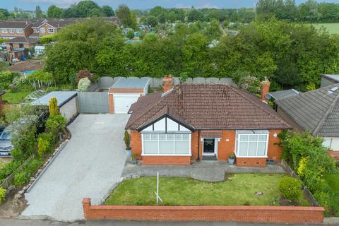 2 bedroom detached bungalow for sale, Rob Lane, Newton-Le-Willows, WA12