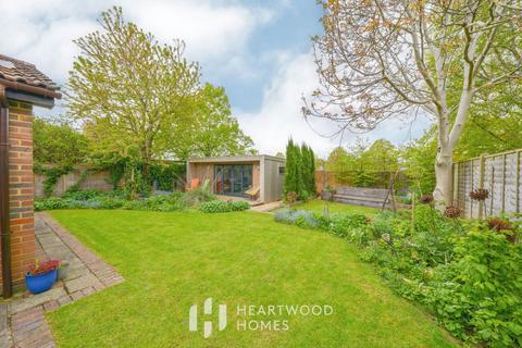 24 Tithe Barn Close, St Albans, AL1 2QD