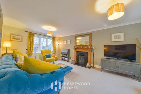 24 Tithe Barn Close, St Albans, AL1 2QD