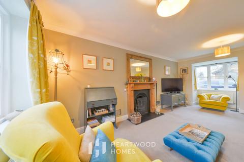 24 Tithe Barn Close, St Albans, AL1 2QD