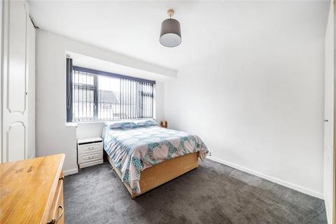 15 Osborne Avenue, Staines, TW19 7AF
