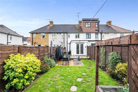 15 Osborne Avenue, Staines, TW19 7AF