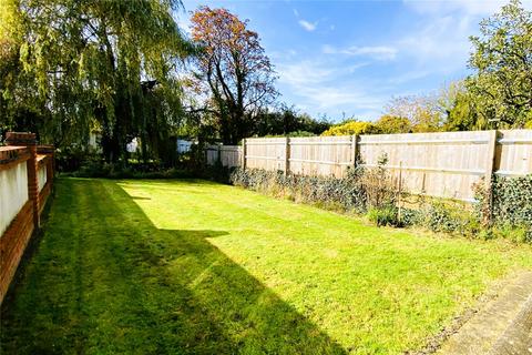 54 Hythe End Road, Wraysbury, Staines-upon-thames, TW19 5AP