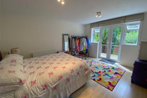 3 bedroom bungalow to rent, Laleham Reach, Surrey KT16