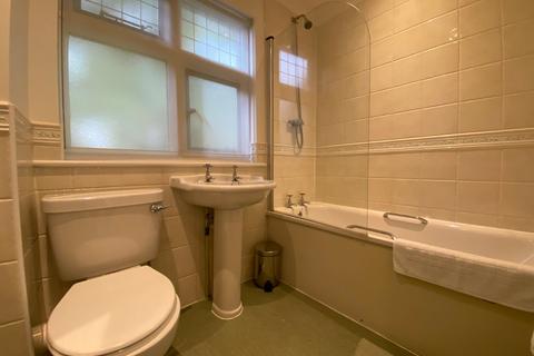 1 bedroom apartment to rent, Ferry Lane, Staines-upon-Thames TW19