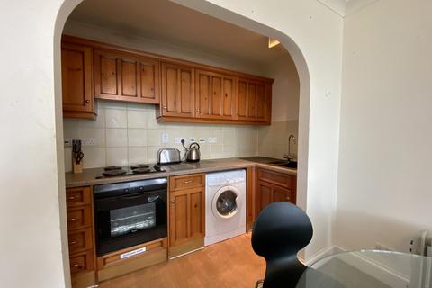 2 bedroom apartment to rent, Wraysbury, Staines-upon-Thames TW19