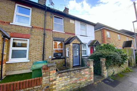 2 bedroom terraced house to rent, Farnell Road, Surrey TW18