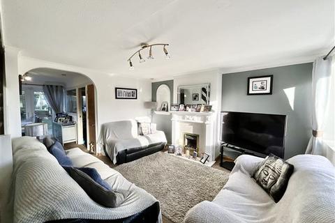 5 bedroom semi-detached house for sale, Portland Avenue, Aston, Sheffield, S26 2FN