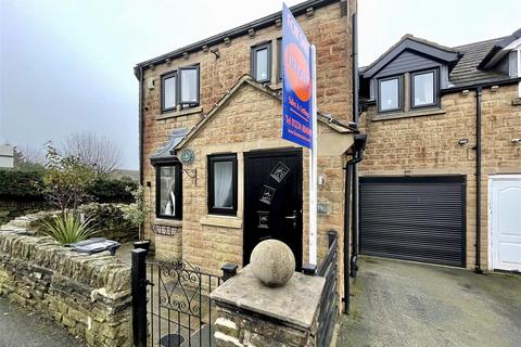 4 bedroom link detached house for sale, Long Lane, Bradford BD13