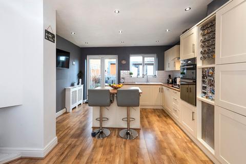 2 Lyme Road, Welling, DA16 1RJ