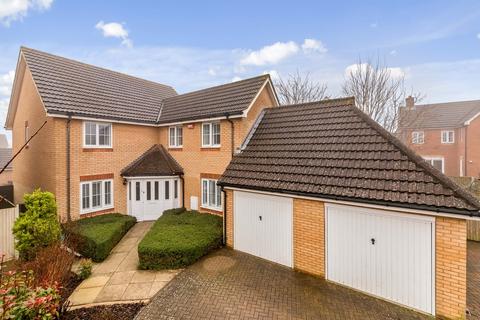 34 Campbell Road, Hawkinge, Folkestone, CT18 7TL