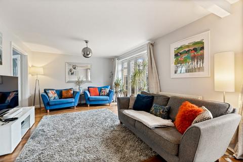 34 Campbell Road, Hawkinge, Folkestone, CT18 7TL