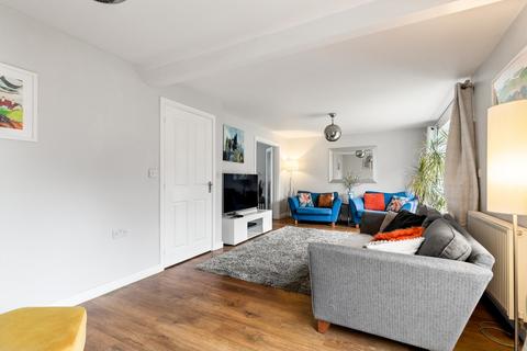 34 Campbell Road, Hawkinge, Folkestone, CT18 7TL