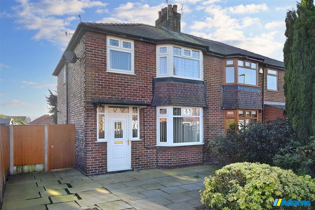 Mason Avenue, Farnworth, Widnes 3 bed semidetached house for sale £