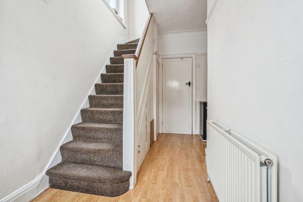 Wykeham Road, Kenton 3 bed end of terrace house for sale £675,000