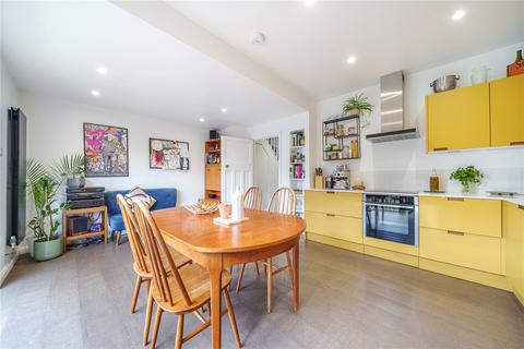 12 Burghill Road, London, SE26 4HN