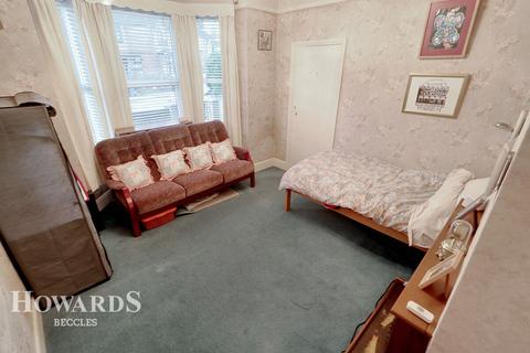57 Grove Road, Beccles, NR34 9RE
