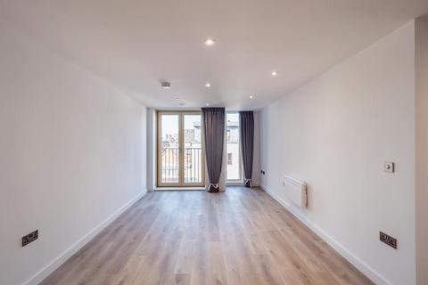 undefined, Flat 9 :: The Quarters