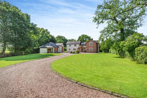 5 bedroom cottage for sale, Sandon Road Hilderstone Stone, Staffordshire, ST15 8RT