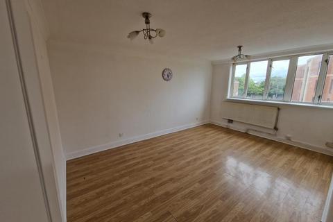 3 bedroom block of apartments for sale - Feltham,  Greater London,  TW14
