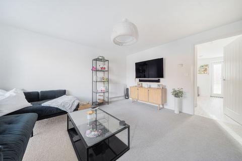 19 Clews Grove, Wootton, Bedford, MK43 9QN