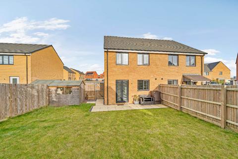 19 Clews Grove, Wootton, Bedford, MK43 9QN