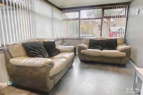 23 Crocus Drive, Royton, Oldham, OL2 6QP