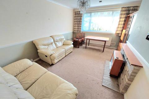 2 bedroom bungalow for sale, Bowland Crescent, Dunstable LU6