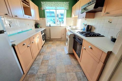 1 Bowland Crescent, Dunstable, LU6 3QD