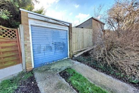 1 Bowland Crescent, Dunstable, LU6 3QD