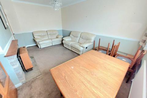 1 Bowland Crescent, Dunstable, LU6 3QD