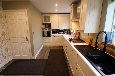 4 bedroom townhouse for sale, Wilton Close, Blackburn, BB2