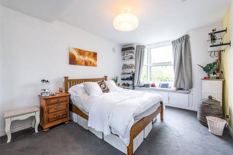 2 bedroom apartment for sale, Stanley Gardens, London, NW2