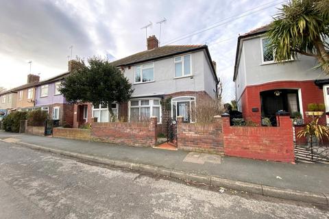 3 bedroom semi-detached house for sale, Gladstone Road, Walmer, CT14