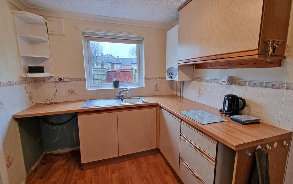 Wickham Market, Nr Woodbridge, Suffolk 2 bed end of terrace house for