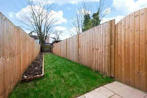 10 Drayton Road, London, NW10 4EL