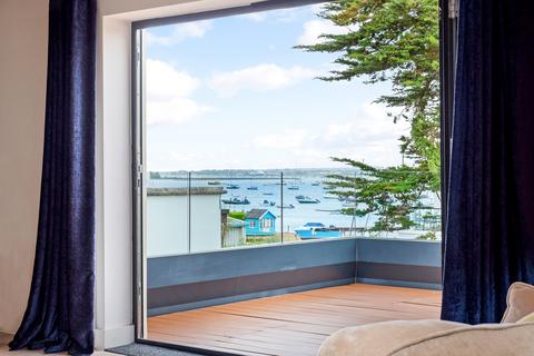 3 bedroom penthouse for sale, Panorama Road, Sandbanks, Poole, Dorset, BH13